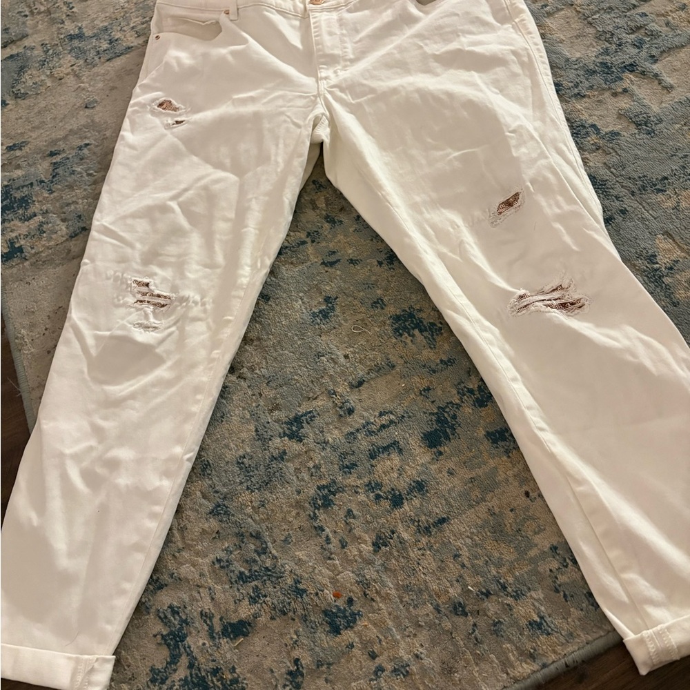White House Black Market Distressed Ankle Jeans - Cream
